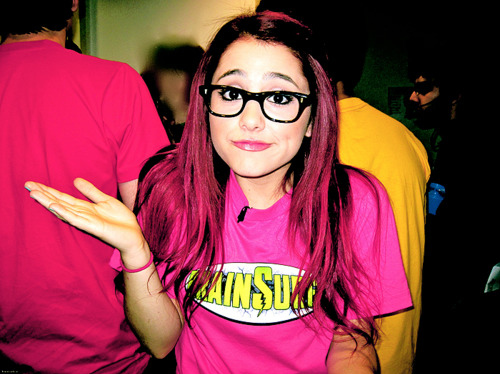 ariana grande red hair color photo - 4