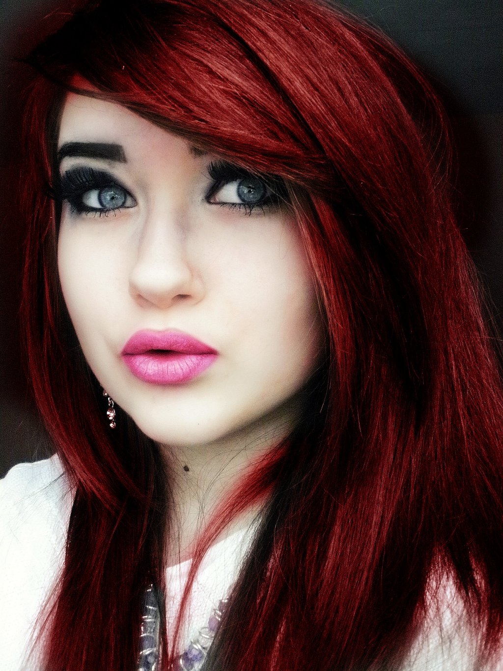 intense auburn red hair color photo - 2