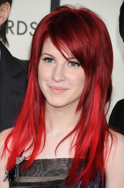 red tone hair color photo - 3